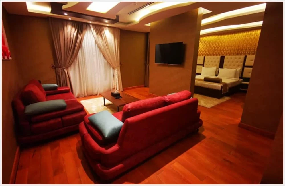 Granada Hotel, Necef, Irak: otel mobilyaları projesi